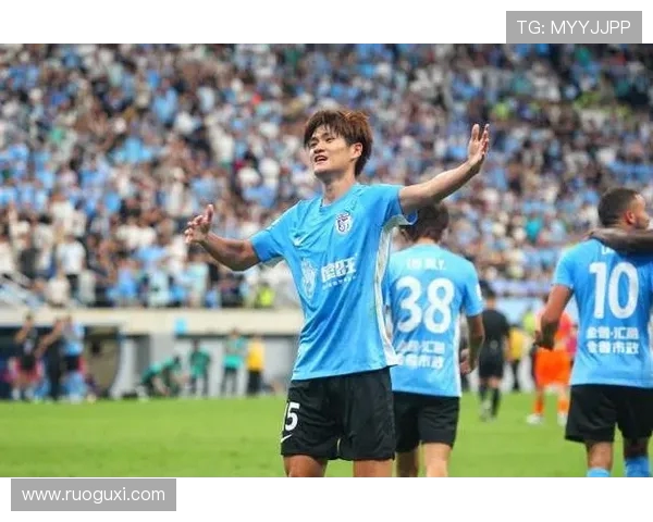 英博2-0战胜泰山 刘祝润拉布亚德建功 阎相闯完成职业生涯告别战